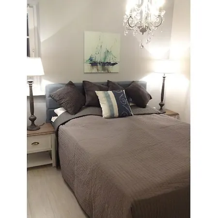 In With Swimming Pool Feriehus Breege